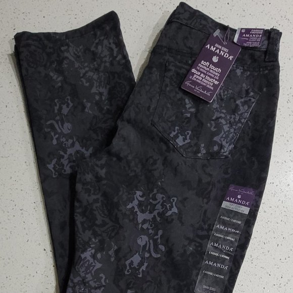 Gloria Vanderbilt Original Slimming Jeans Amanda Black Layered Stencils Denim - Picture 1 of 8